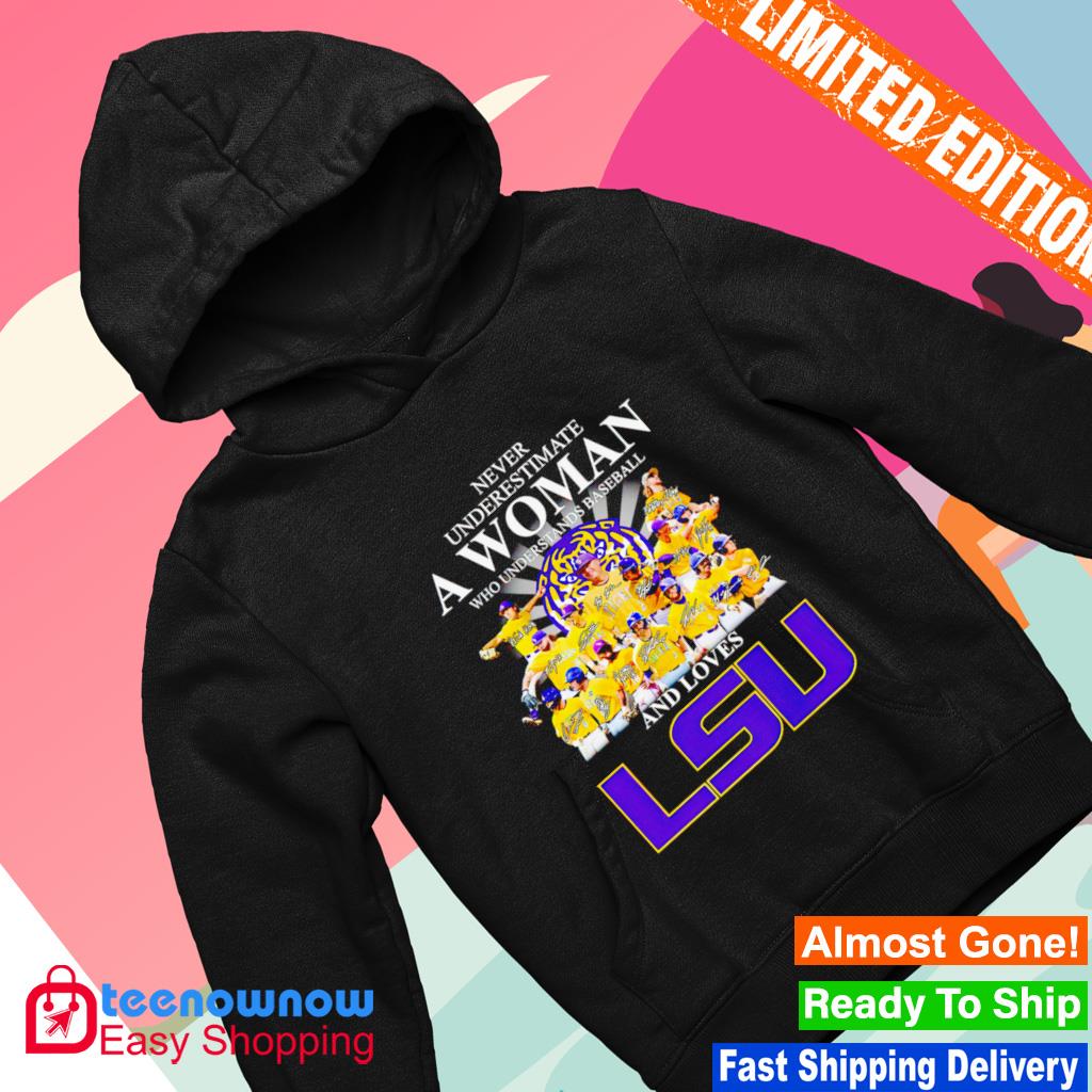 Never underestimate a woman who understands baseball loves Nationals  signatures shirt, hoodie, sweater, long sleeve and tank top